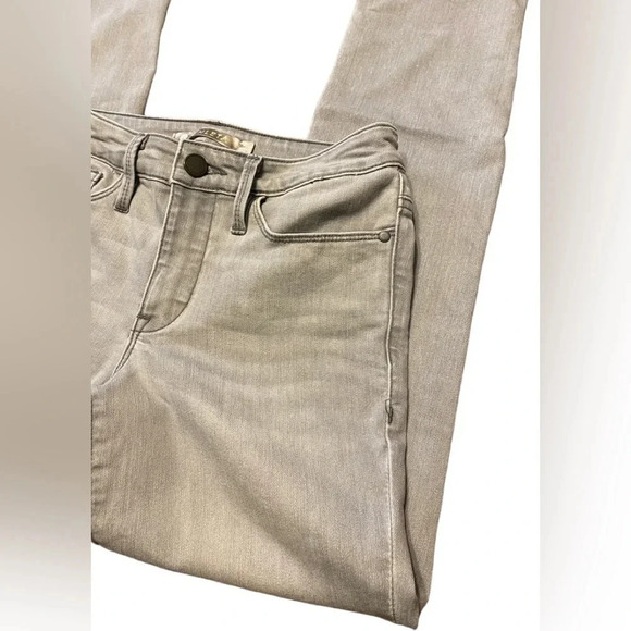 Athleta Sculptek Light Gray Skinny Jeans - Picture 3 of 10